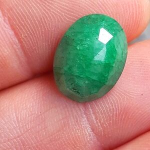 8+ ct vintage Brazilian Fauceted Emerald